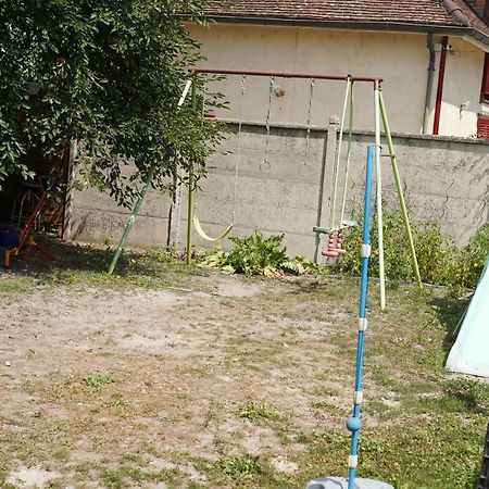 Logement Cosy Avec Stationnement Gratuit Troyes Eksteriør billede